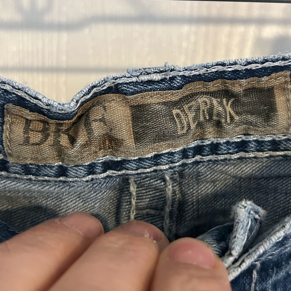 BKE | Derek  Relaxed Fit Light Blue Jeans | Size 33X32 - Picture 3 of 8